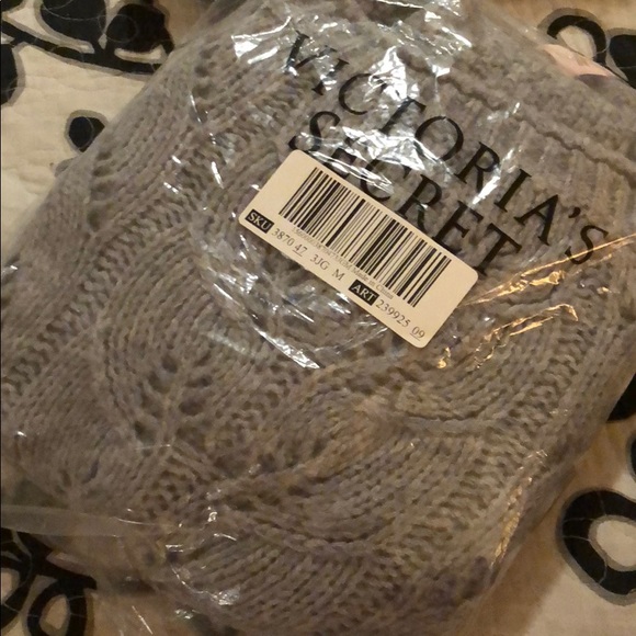 Victoria secret sweater gray new with tags M - Picture 7 of 8